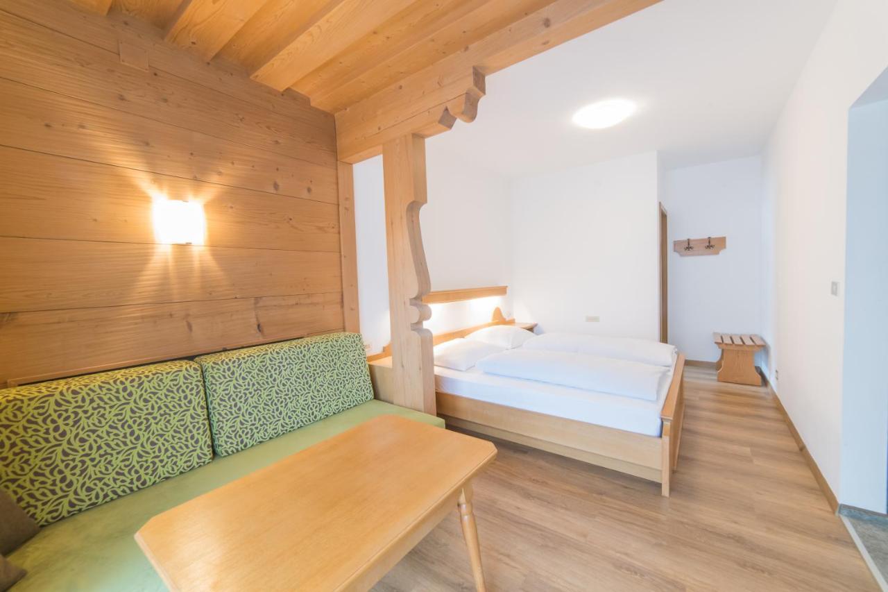 Pension Apartments Pardell Castelbello Exterior photo